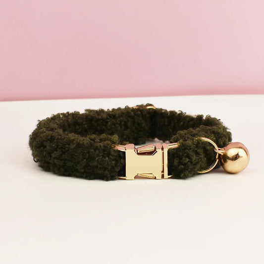 Collier pour chat personnalisé en peluche - Vert forêt - Woufinity